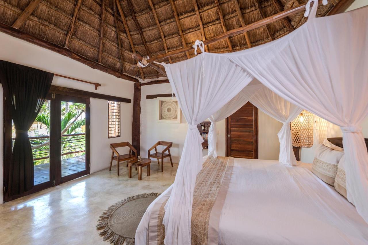 Hip Hotel By Ana Y Jose Tulum Exterior photo